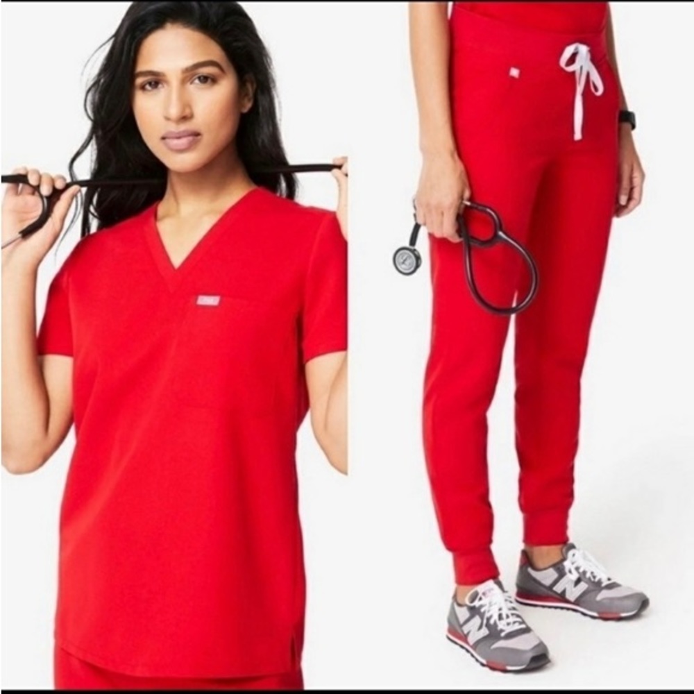 Figs Winning Red Scrub Set